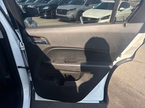 Used 2017 GMC Terrain SLE w/ Technology Package image 42