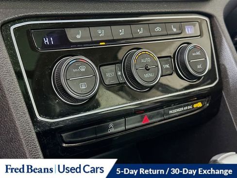 Used 2023 Volkswagen Atlas SE w/ Panoramic Sunroof Package image 16