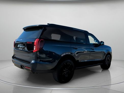 New 2026 Ford Expedition Platinum w/ Stealth Performance Package AWD/4WD image 31