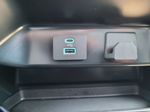 Certified 2024 Ford F150 XL RWD image 25