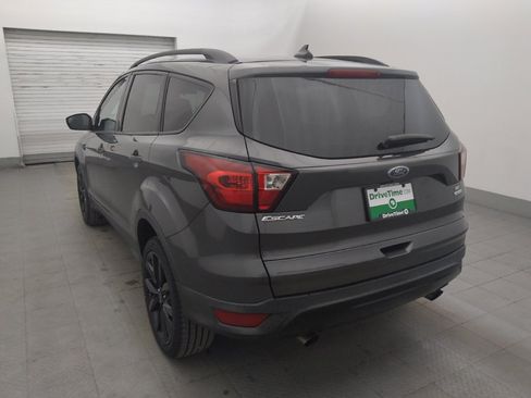 Used 2019 Ford Escape SE FWD image 5