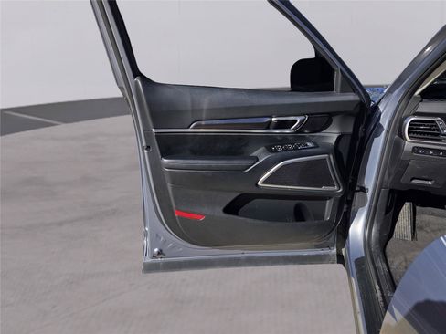 Used 2024 Kia Telluride S w/ S Sunroof Package FWD image 10