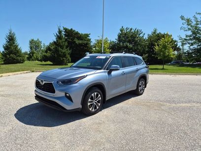 Used 2024 Toyota Highlander XLE