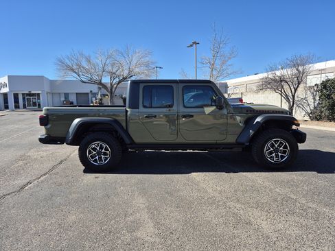 New 2026 Jeep Gladiator Rubicon w/ Steel Bumper Group image 8