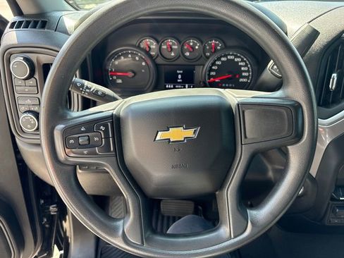 Used 2024 Chevrolet Silverado 2500 Custom image 21