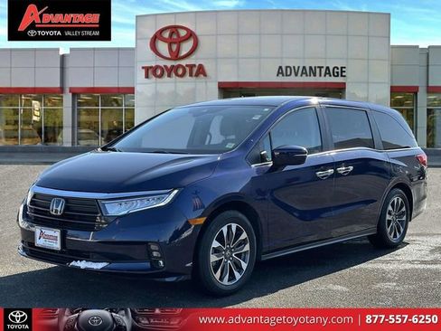 Used 2023 Honda Odyssey EX-L image 4