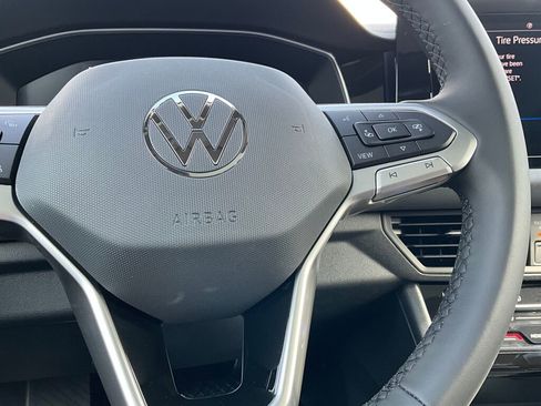 New 2025 Volkswagen Jetta SE image 19