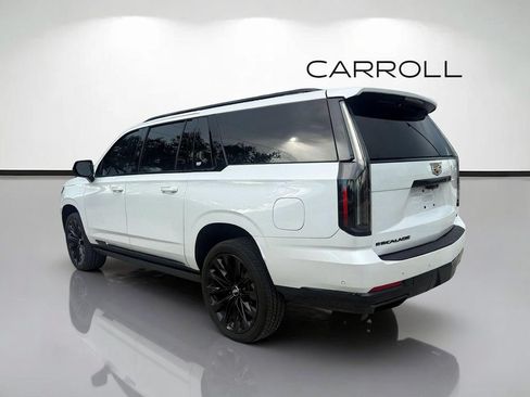 Used 2025 Cadillac Escalade ESV Sport Platinum w/ LPO, ONYX Package AWD/4WD image 5
