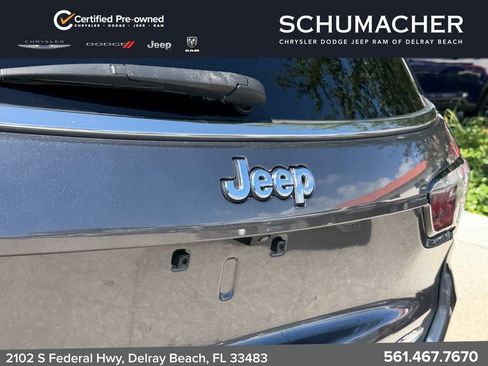 Certified 2022 Jeep Compass Latitude w/ Sun and Sound Group FWD image 14