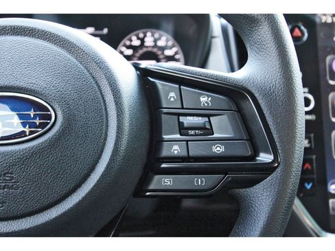 Used 2026 Subaru Crosstrek 2.5i Premium AWD/4WD image 14