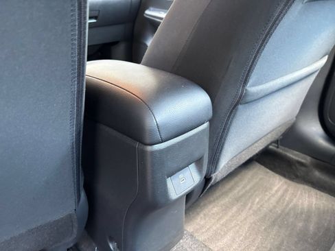 Used 2025 Nissan Versa SV FWD image 23