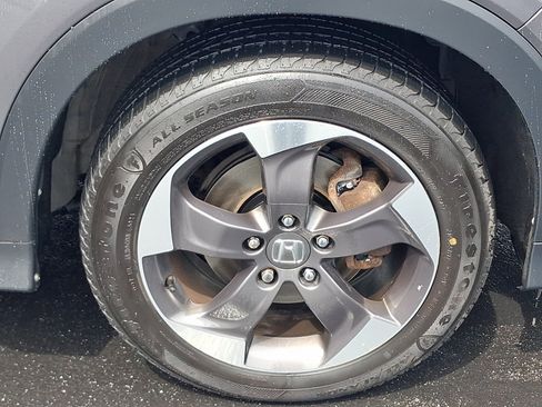 Used 2018 Honda HR-V EX image 8