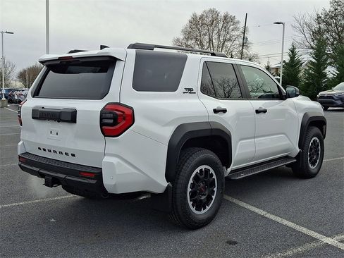 New 2025 Toyota 4Runner TRD Off-Road image 5