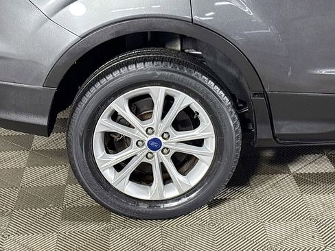 Used 2017 Ford Escape SE w/ SE Leather Comfort Package AWD/4WD image 23