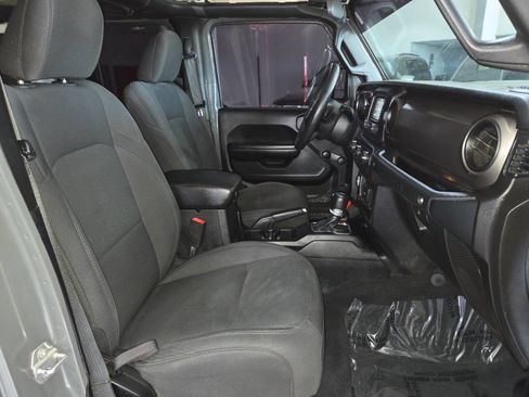 Used 2019 Jeep Wrangler Unlimited Sport AWD/4WD image 33