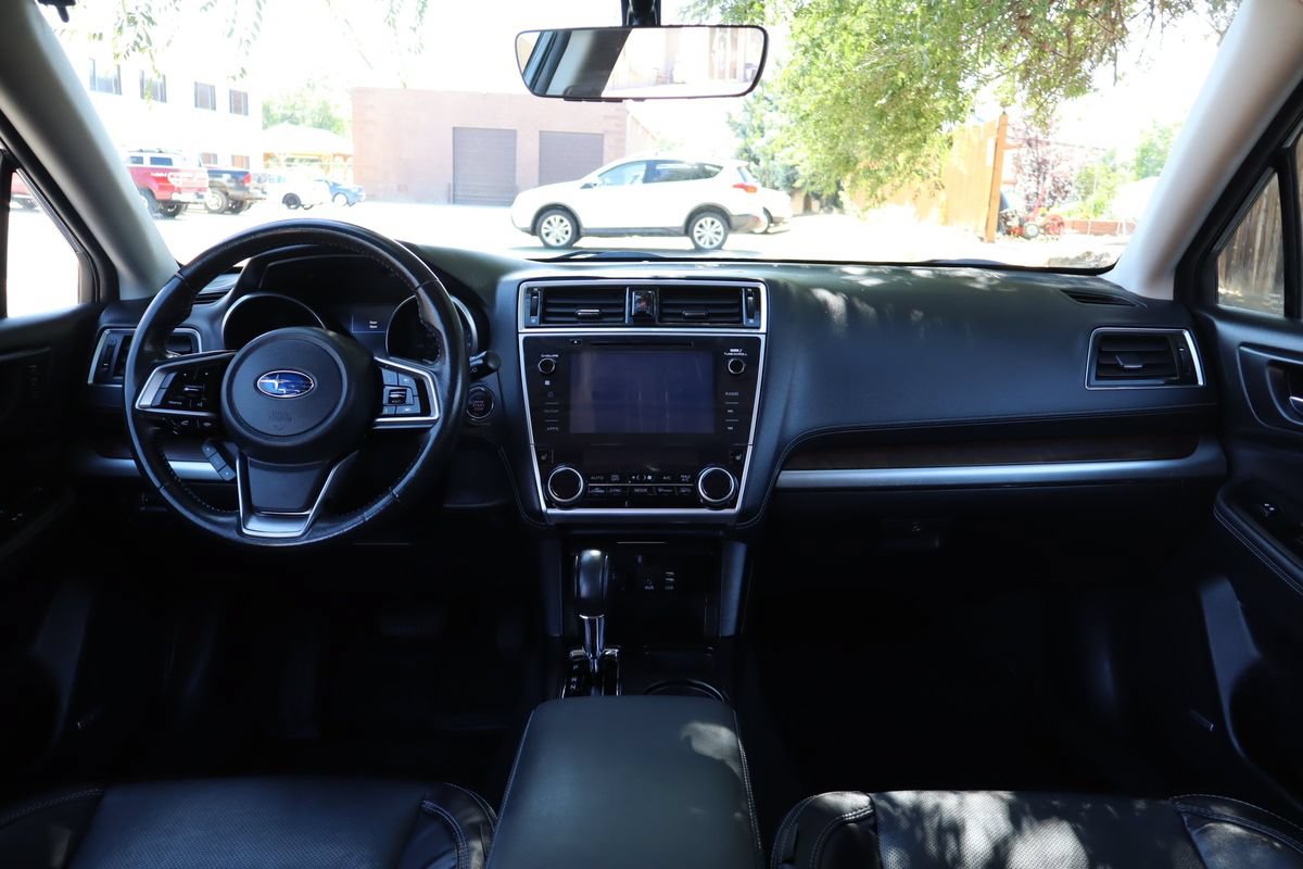 Used 2018 Subaru Outback 3.6R Limited AWD/4WD image 16