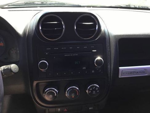 Used 2015 Jeep Compass Sport w/ Power Value Group image 24