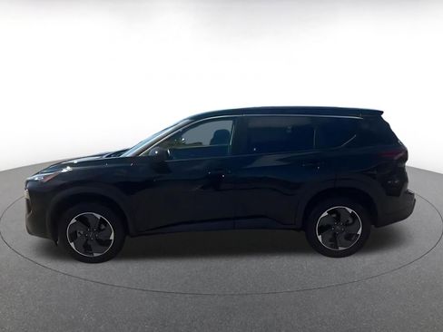 Used 2025 Nissan Rogue SV FWD image 9