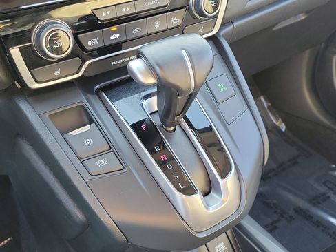Used 2018 Honda CR-V Touring image 25
