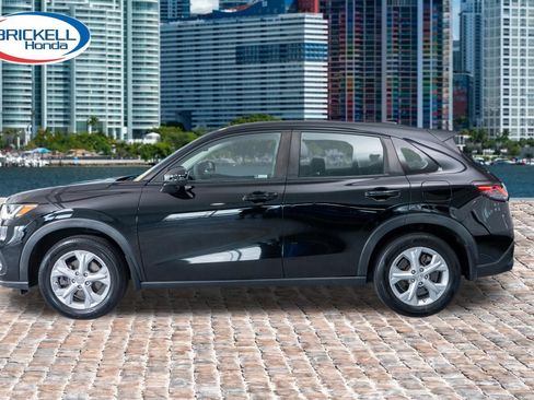 Certified 2024 Honda HR-V LX image 8