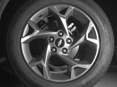 Used 2025 Chevrolet Trax LT FWD image 14