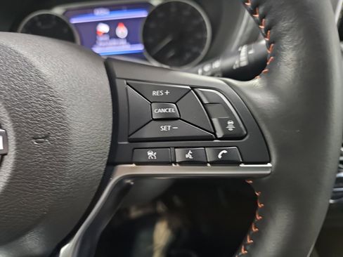Used 2024 Nissan Sentra SR w/ SR Premium Package FWD image 18