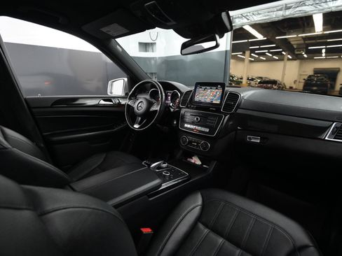 Used 2018 Mercedes-Benz GLS 450 4MATIC image 50