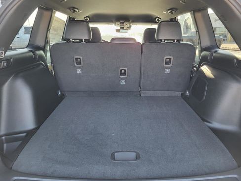 New 2025 Jeep Grand Cherokee Limited w/ Black Appearance Package image 12