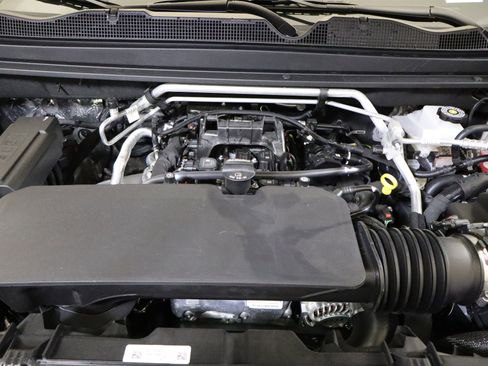 New 2026 Chevrolet Colorado ZR2 w/ Technology Package image 15