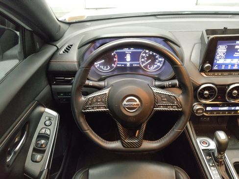 Used 2020 Nissan Sentra SR w/ Premium Package FWD image 22