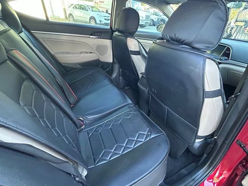 Used 2017 Hyundai Elantra Limited w/ Limited Tech Package 04 FWD image 26