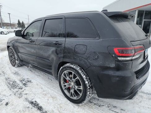 Used 2014 Jeep Grand Cherokee SRT image 4