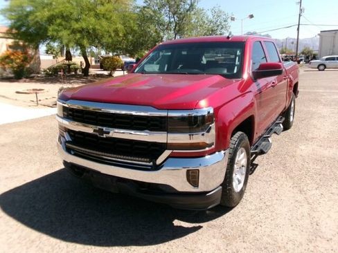 Used 2018 Chevrolet Silverado 1500 LT w/ All Star Edition AWD/4WD image 2