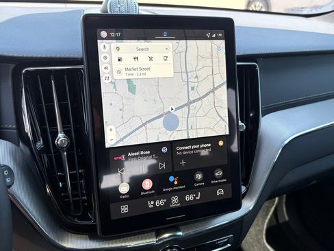 New 2026 Volvo XC60 B5 Ultra w/ Protection Package Premier image 16