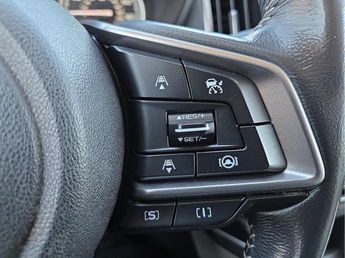 Used 2021 Subaru Forester Premium image 18