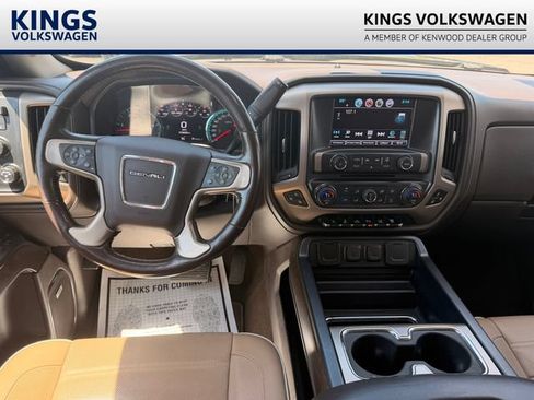 Used 2018 GMC Sierra 2500 Denali w/ Duramax Plus Package AWD/4WD image 19