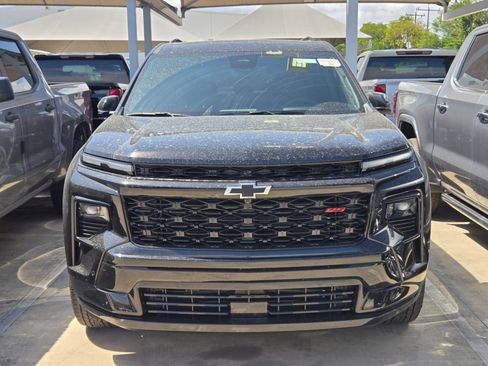 Certified 2026 Chevrolet Traverse RS FWD image 2