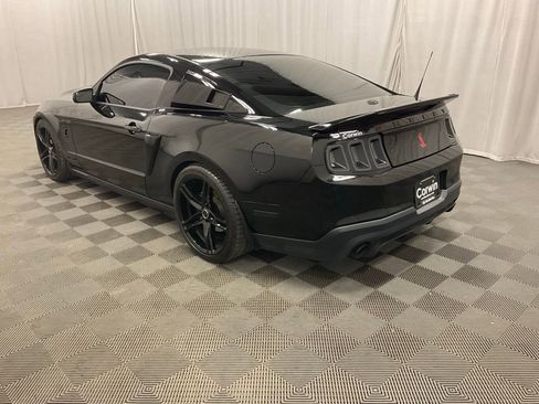 Used 2011 Ford Mustang Shelby GT500 w/ SVT Performance Pkg image 4