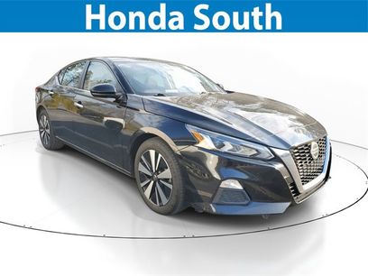 Used 2022 Nissan Altima 2.5 SV