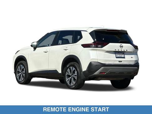 Used 2022 Nissan Rogue SV FWD image 8