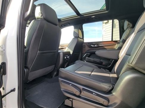 Used 2022 GMC Yukon XL Denali AWD/4WD image 68