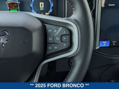 New 2025 Ford Bronco Badlands AWD/4WD image 27