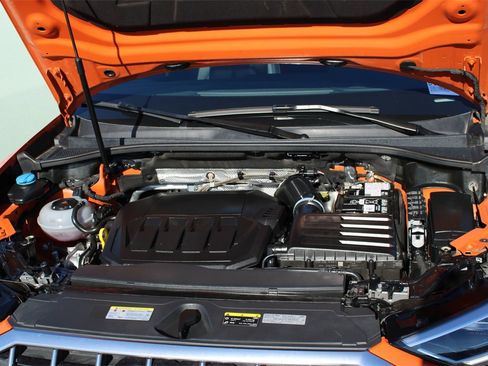 Used 2025 Audi Q3 2.0T Premium image 27