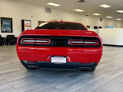 Used 2019 Dodge Challenger R/T w/ Cold Weather Group RWD image 8