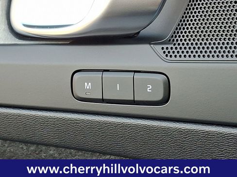 New 2026 Volvo XC40 B5 Plus w/ Protection Package Premier image 18