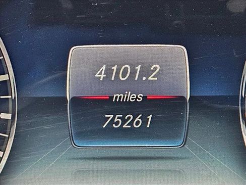 Used 2018 Mercedes-Benz S 560 4MATIC Sedan image 10