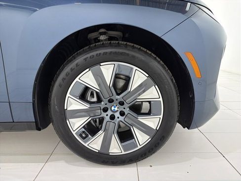 Used 2026 BMW iX xDrive45 image 42