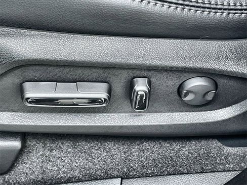 New 2025 Honda Pilot EX-L image 13