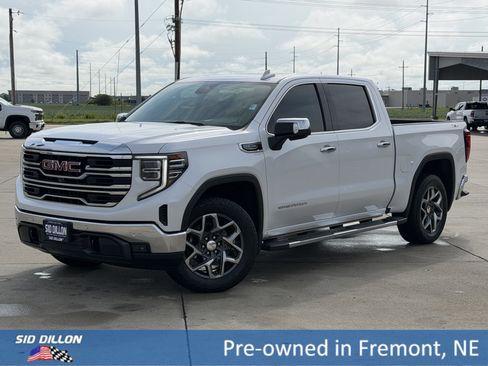 Certified 2024 GMC Sierra 1500 SLT w/ SLT Premium Plus Package AWD/4WD image 1