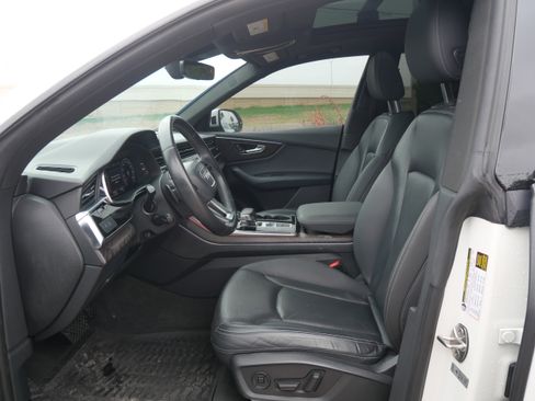 Used 2019 Audi Q8 Premium Plus w/ Premium Plus image 8
